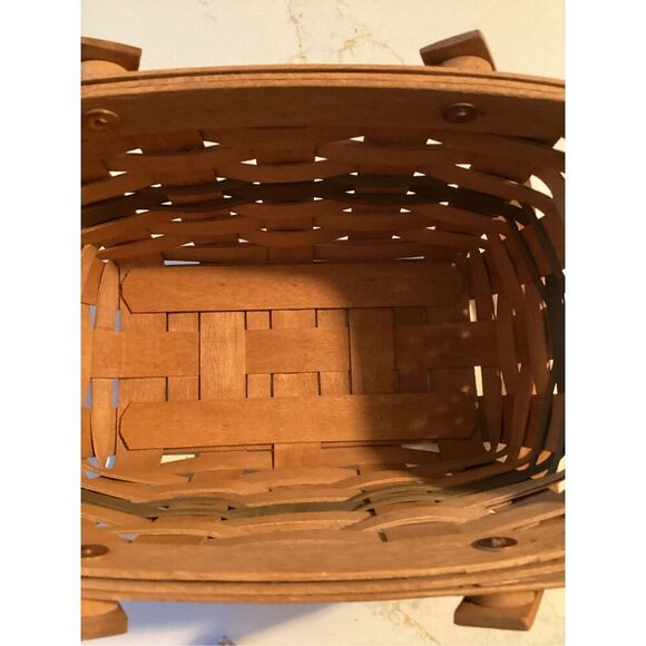 Longaberger 1992 Christmas Collection Season Greetings Basket with Insert Liner - Picture 5 of 10